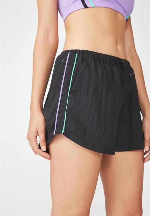 Cotton On - Trekking shorts - black