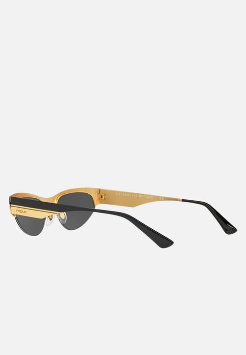 Vogue Eyewear - Gigi Hadid-VO4105S sunglasses - matte black/brushed gold
