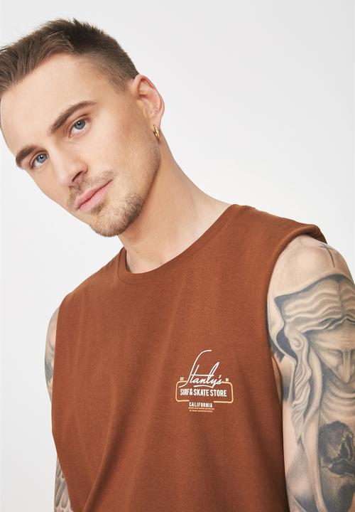 Cotton On - Stanly's Tbar muscle tee - brown