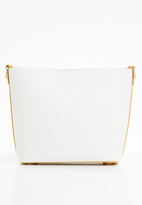 Superbalist - Lou bucket bag - mustard