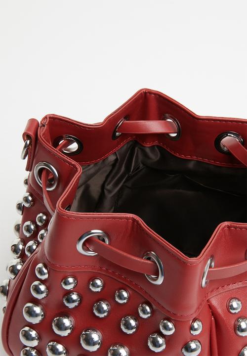 Superbalist - Studded bucket bag - red