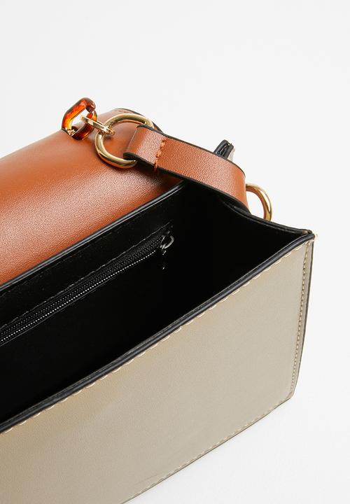 Superbalist - Luz square crossbody bag - tan
