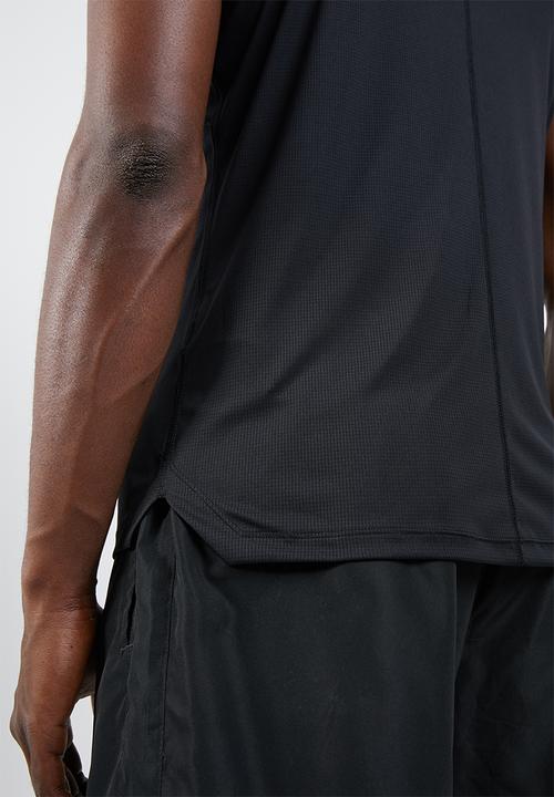 ASICS - Silver singlet - black 