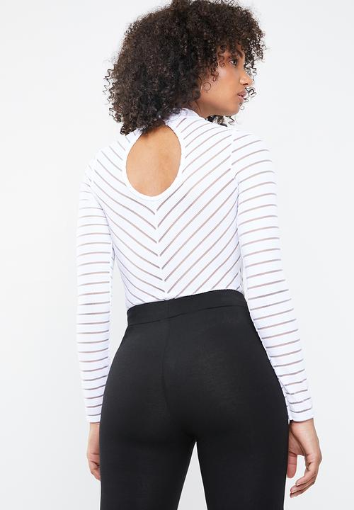 Missguided - Long sleeve high neck chevron bodysuit - white