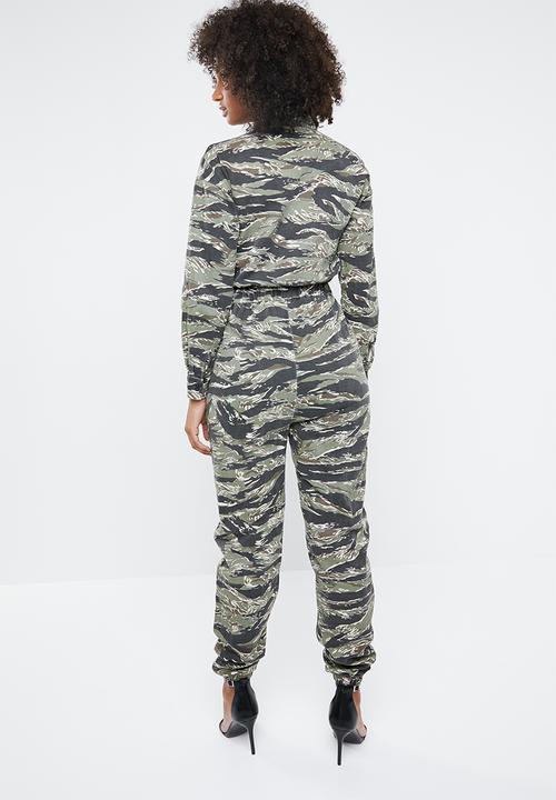 Missguided - Camo utility jumpsuit - multi