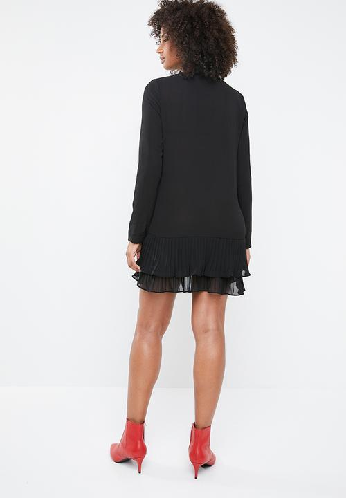 Missguided - Pleated hem long sleeve shift dress - black