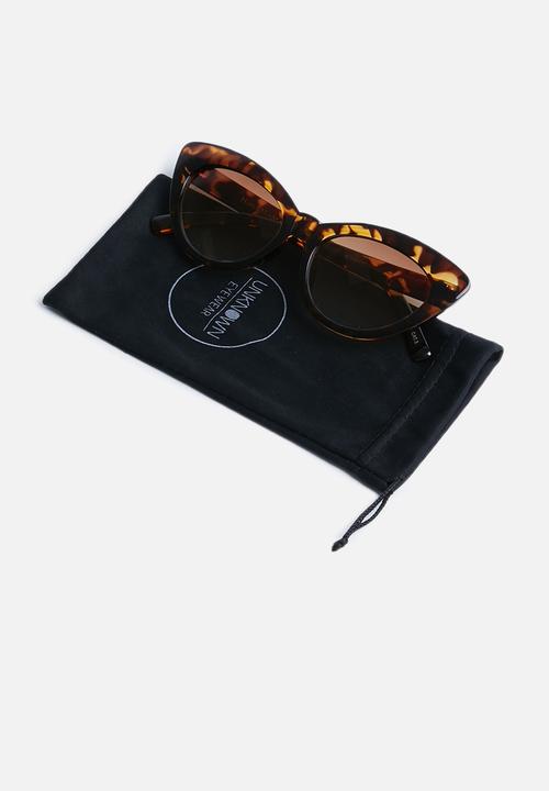 Unknown Eyewear - Stella - brown