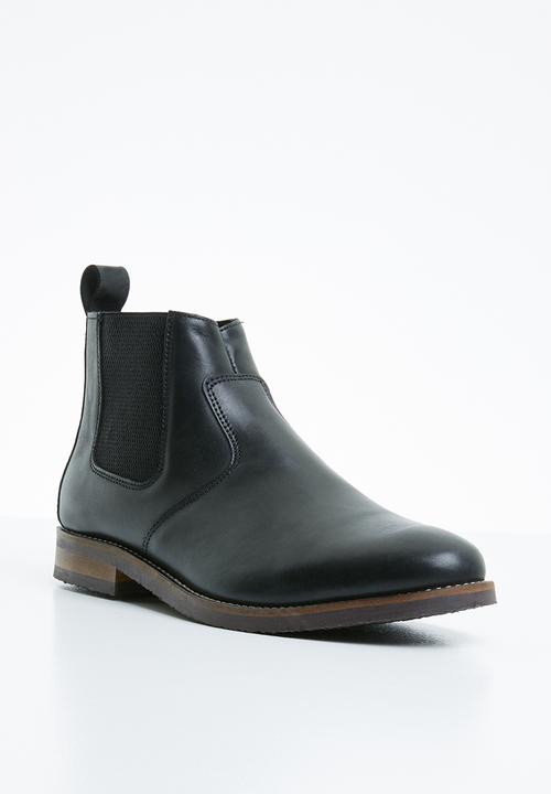 Superbalist - Cameron leather chelsea boot- black