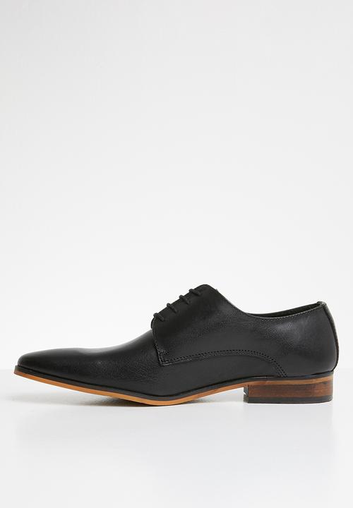 Superbalist - Nathan leather derby - black
