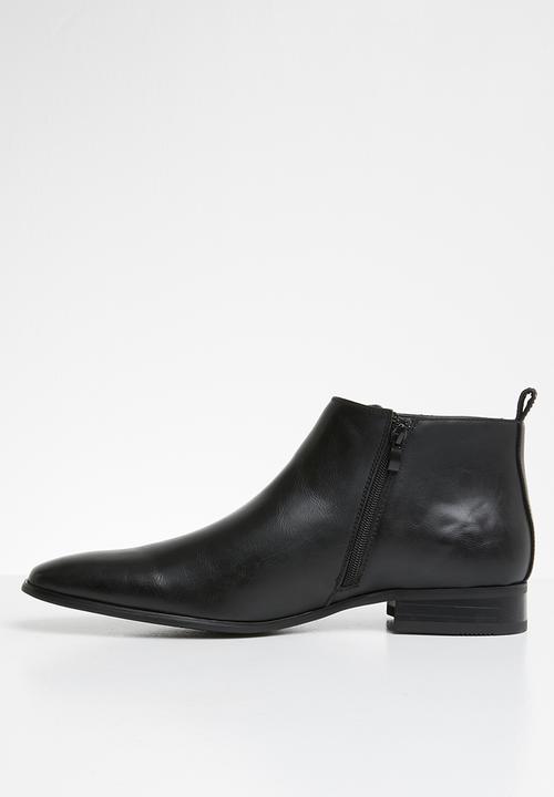 Gino Paoli - Fancy gusset boot - black