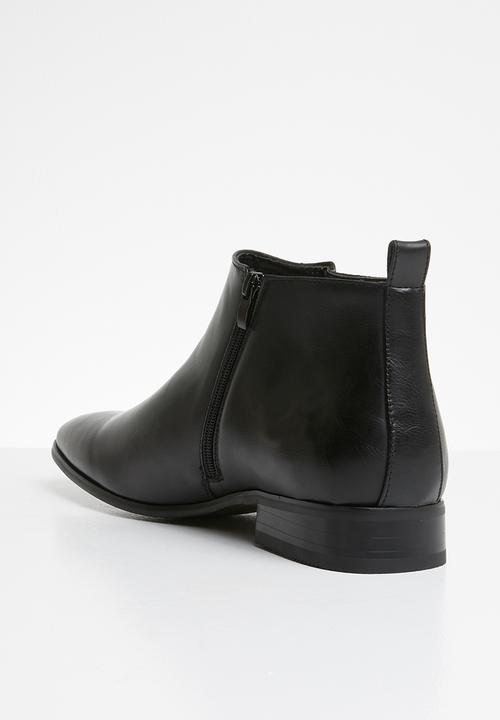 Gino Paoli - Fancy gusset boot - black