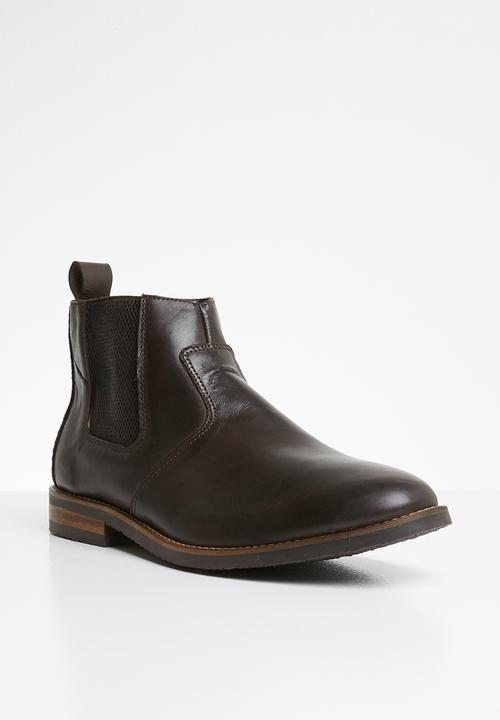 Superbalist - Cameron leather chelsea boot - brown