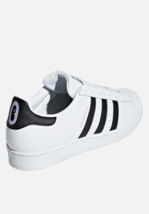 adidas Originals - Superstar shoes - white/black/soft vision