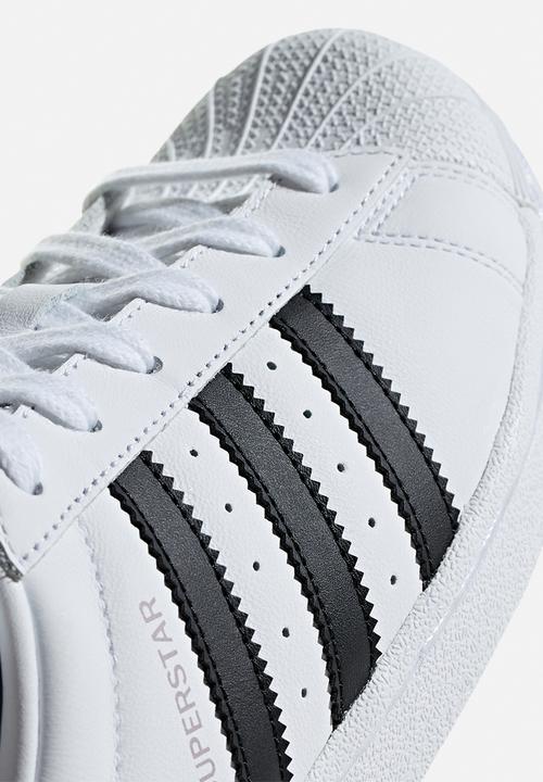adidas Originals - Superstar shoes - white/black/soft vision