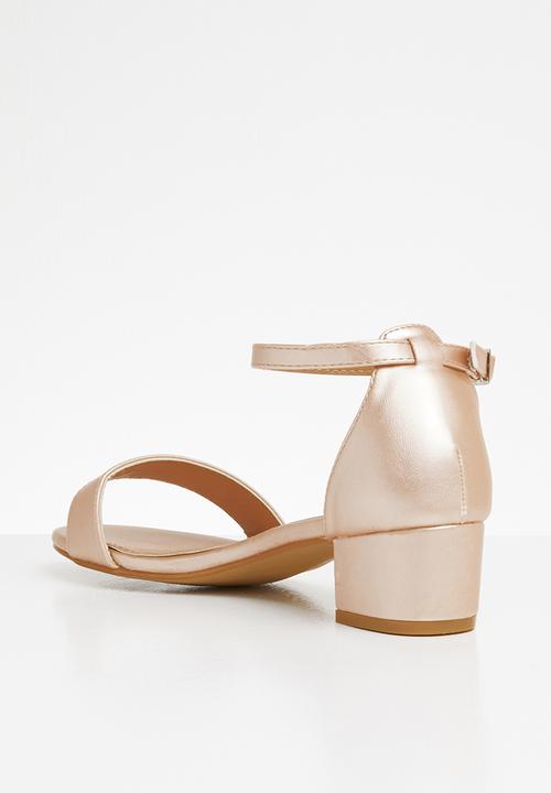 STYLE REPUBLIC - Ankle strap open toe heels - rose gold