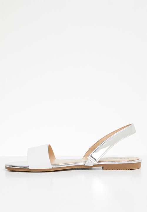 Jada - Double strap flare sandals - white & silver
