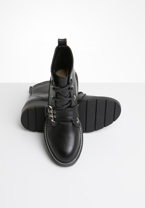 Public Desire - Regeneration silver hardware flat boot - black 