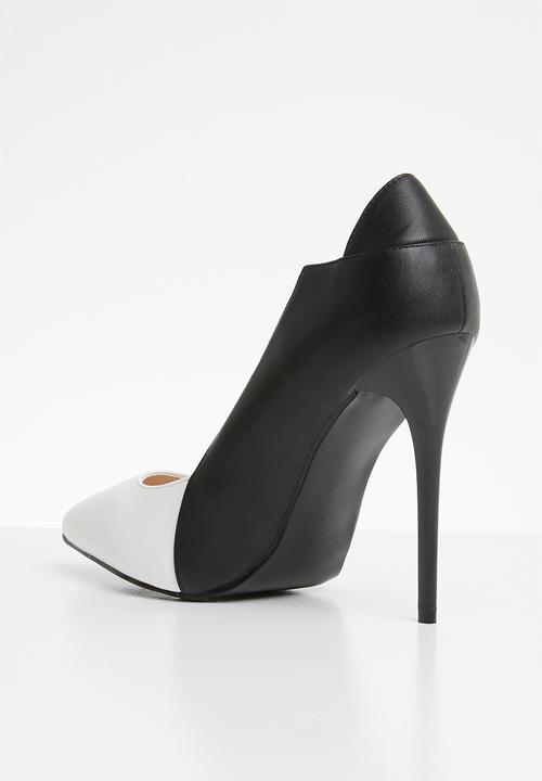 Miss Black - Court pointed toe heel - black & white