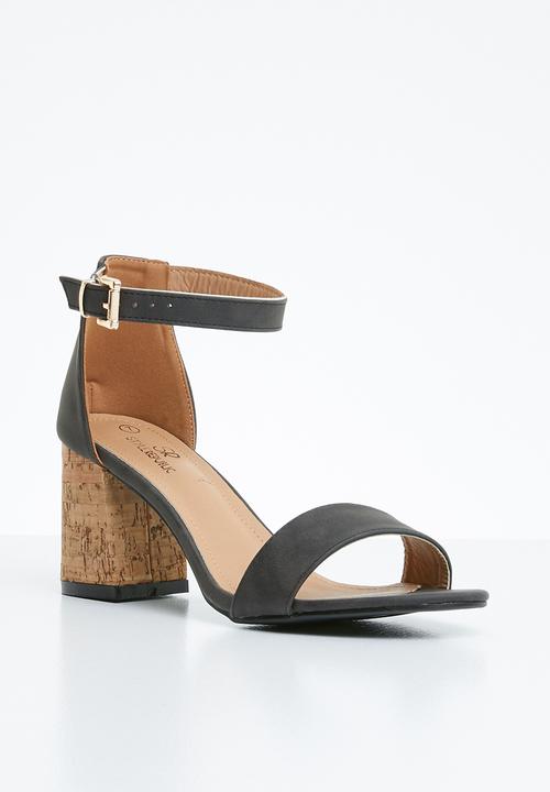 STYLE REPUBLIC - Ria ankle strap heel - grey