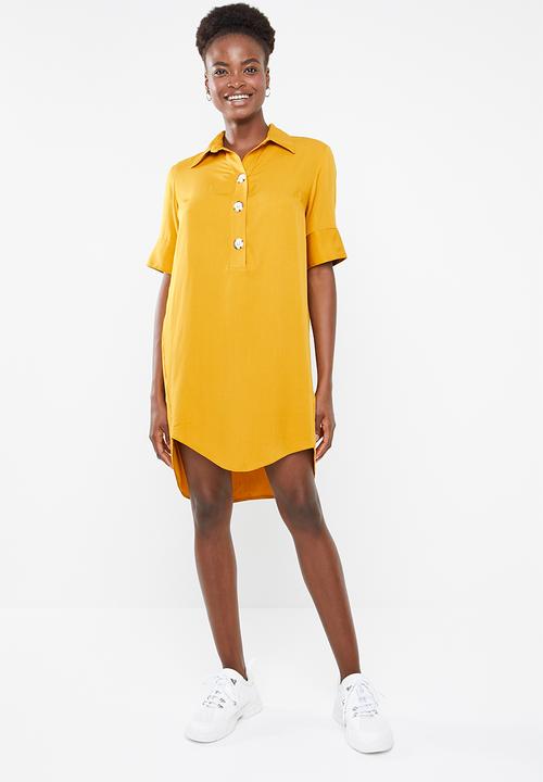 Superbalist - Shift dress with button detail - mustard