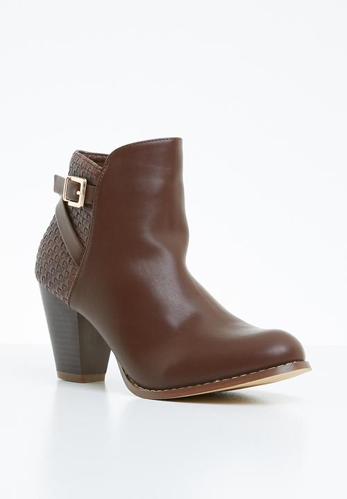 STYLE REPUBLIC - Woven detail boots - tan