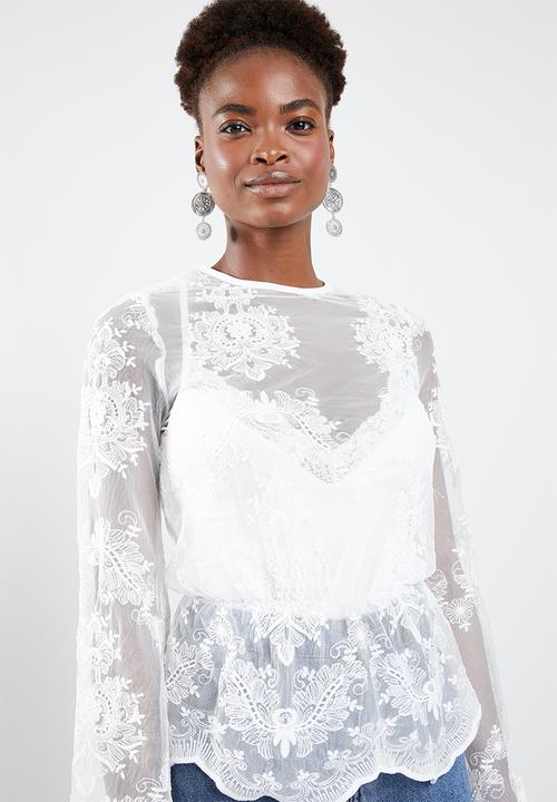 Missguided - High neck embroidered lace blouse - white