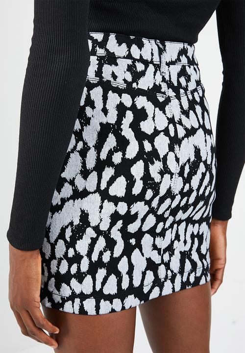Missguided - Mono leopard super stretch denim skirt - black & white
