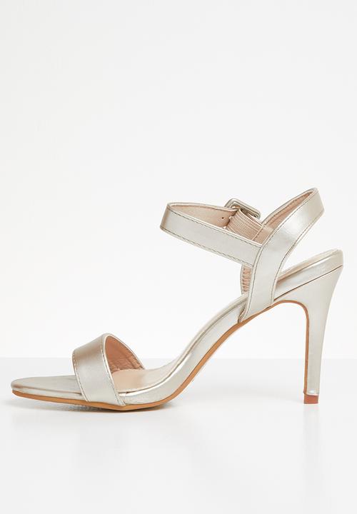 Jada - Buckle strap heel - gold