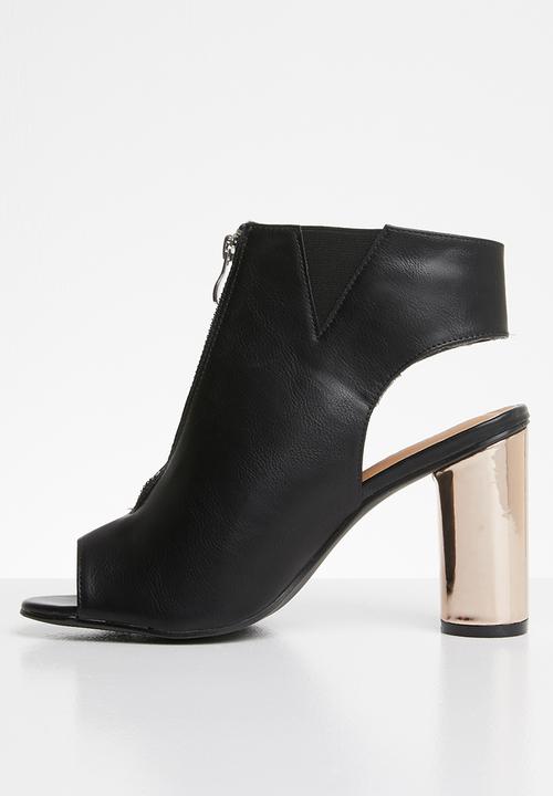 Jada - Metallic heel - black
