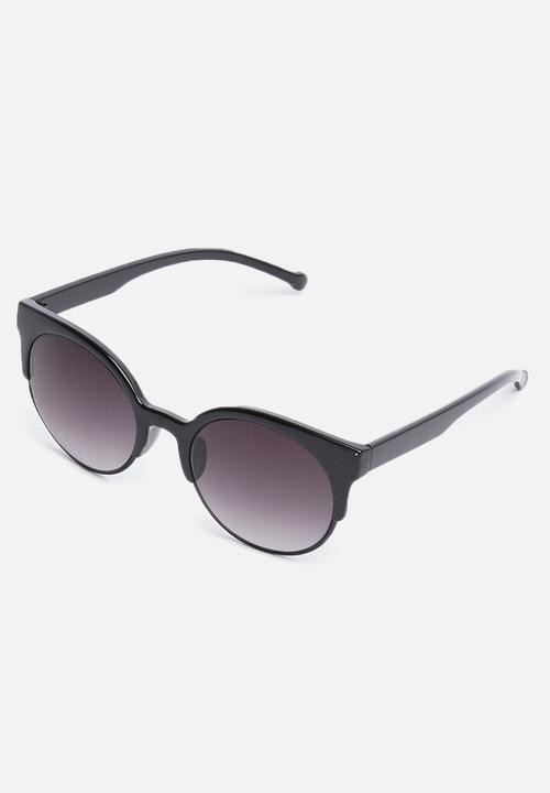 Superbalist - Amber oversized sunglasses - black 