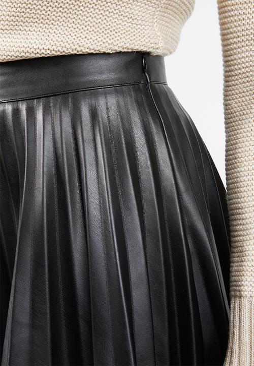 Missguided - Faux leather pleated mini skirt - black