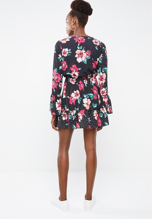 Missguided - Floral polka dot flared sleeve dress - multi