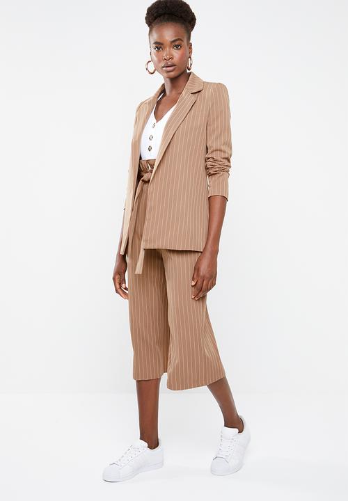 Missguided - Pinstripe boyfriend blazer - brown