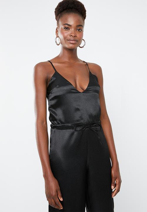 Missguided - Silky cargo cami jumpsuit - black