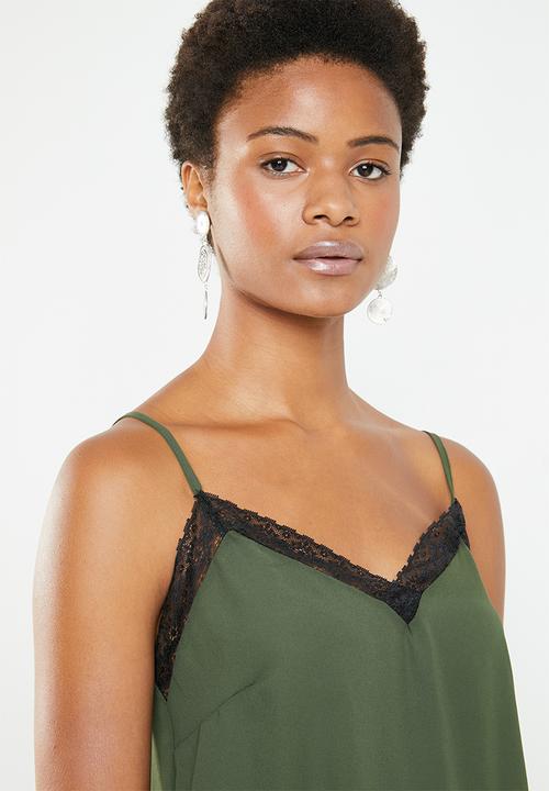 Superbalist - Cami with lace trim - green & black