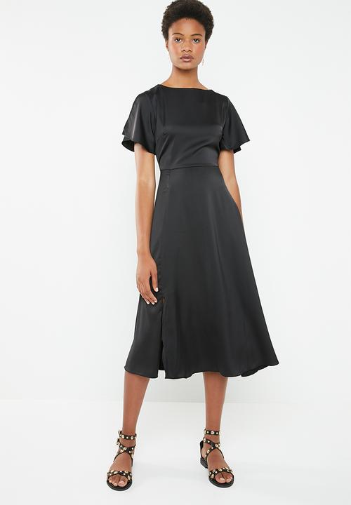 Superbalist - High neck midi dress with slit - black