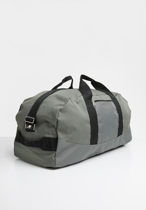 Joy Collectables - Basic duffel bag - grey