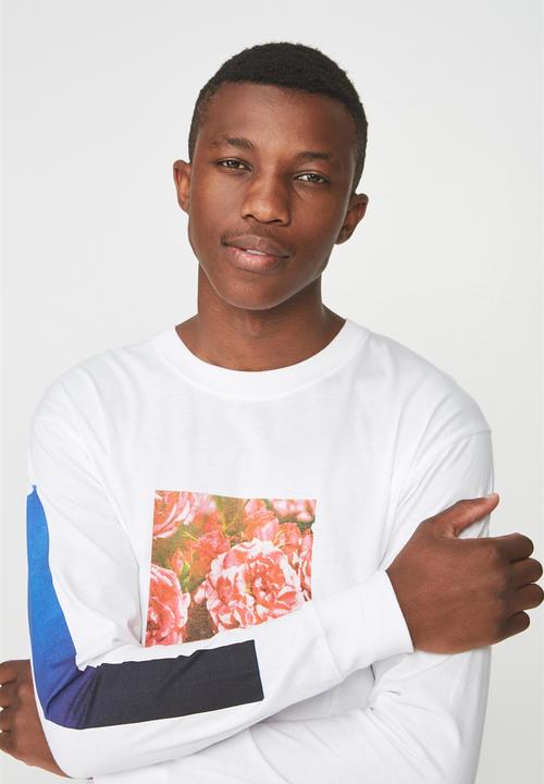 Cotton On - Lightening flower tbar long sleeve tee - white