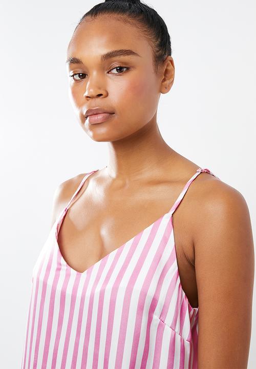 Missguided - Candy stripe satin deep v slip - pink