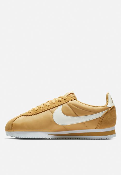 Nike - Classic Cortez Nylon W - club gold/sail-white