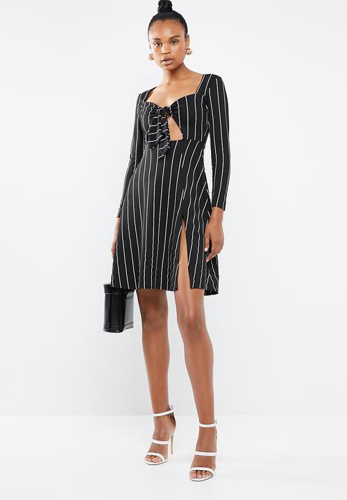 Missguided - Tie front long sleeve midi dress - black