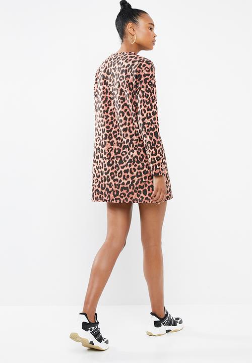 Missguided - Oversized T-shirt dress leopard - brown
