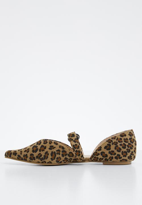 Superbalist - Buckle detail pump - brown