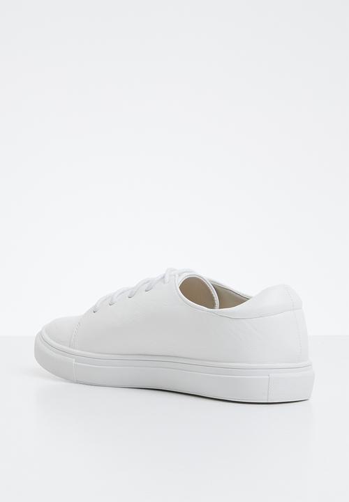 Superbalist - Jen lace up sneaker - white