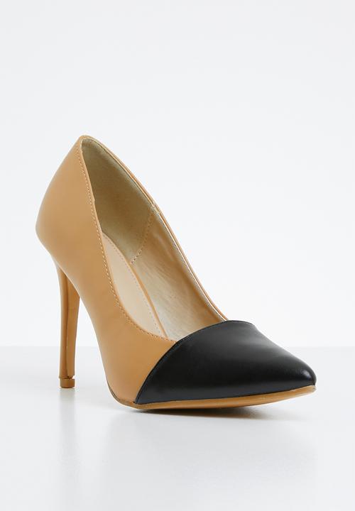 Superbalist - Ester court heel - neutral & black