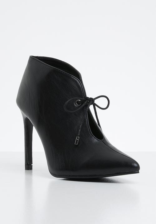 Superbalist - Lara high vamp heel - black