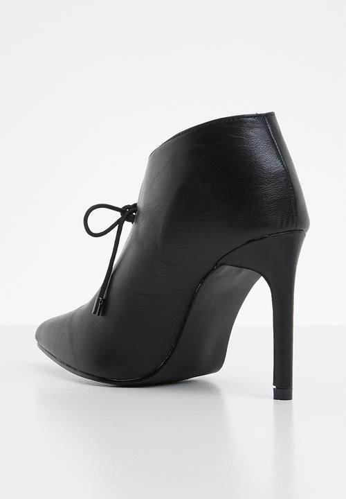 Superbalist - Lara high vamp heel - black