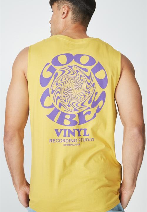 Cotton On - Good vibes vinyl tbar muscle - yellow