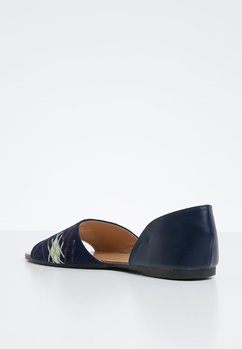 Jada - Tribal embroidered sandal - navy
