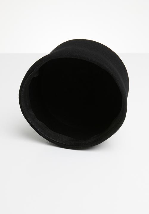 Superbalist - Alex hat-black